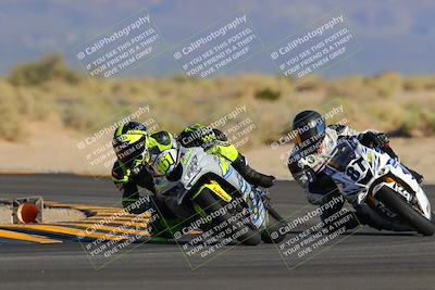 media/Oct-29-2022-CVMA (Sat) [[14c0aa3b66]]/Race 8 Supersport Middleweight/Folder 2/